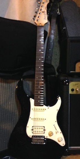 YAMAHA ''Pacifica PAC112''ジャンク。 - Nobuの日々のギターとか音楽