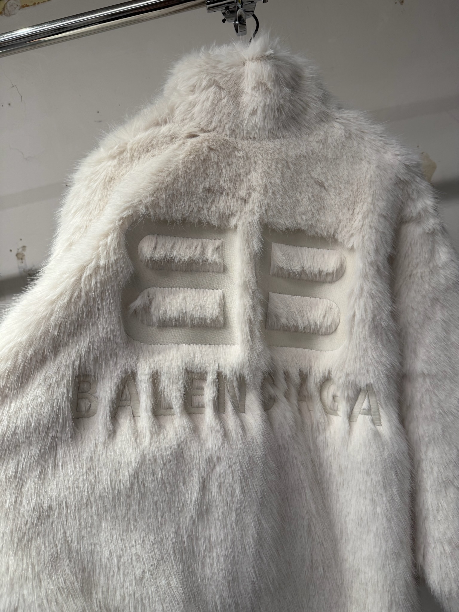 BALENCIAGA】ロゴ ジップアップ ジャケット フェイクファー