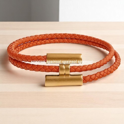 4色展開【HERMES】レザーブレスレット《トゥルニ》トレッセ♪ (HERMES