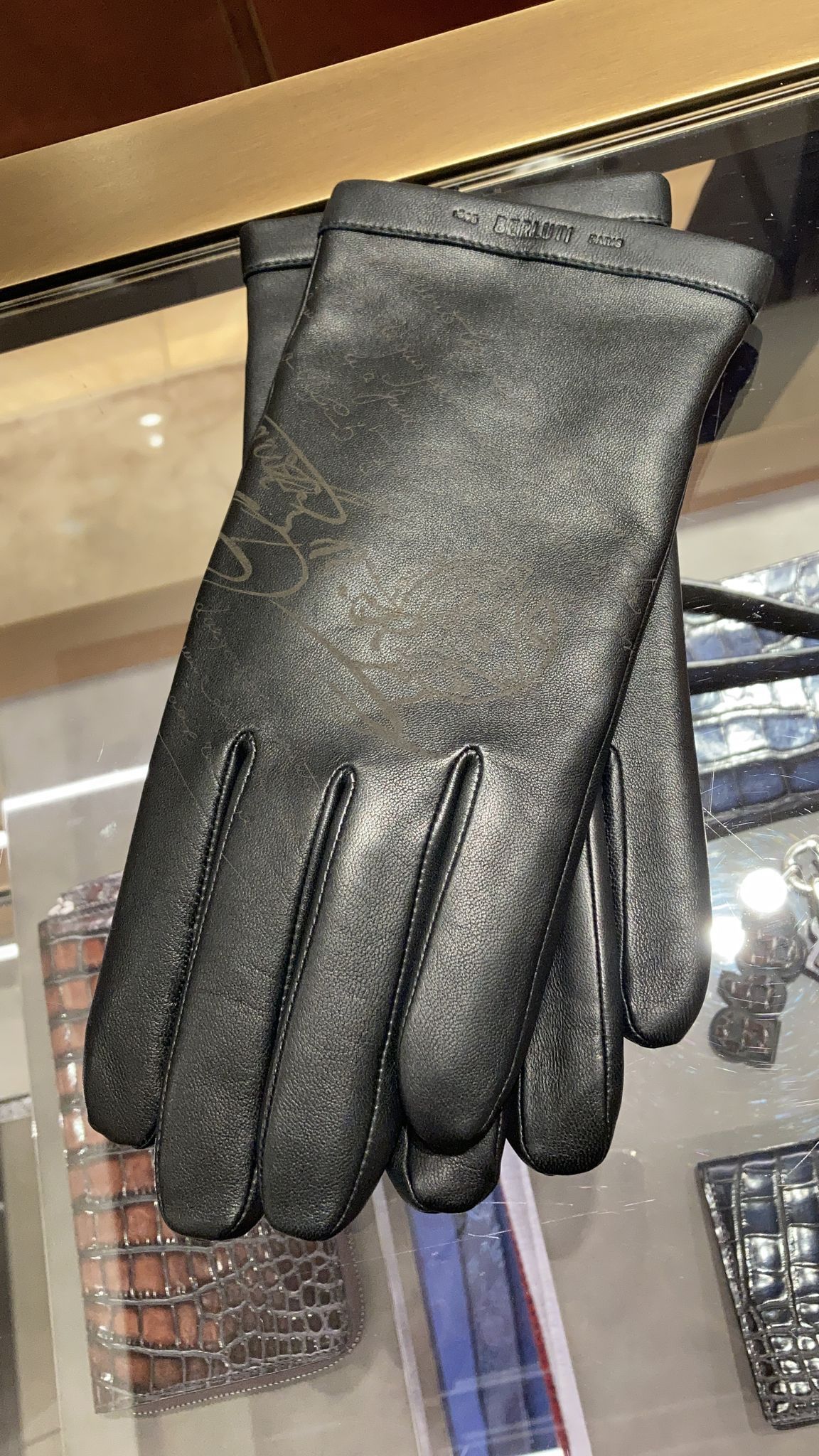 BERLUTI】21aw 直営店 スクリット レザー グローブ 手袋 (Berluti/手袋