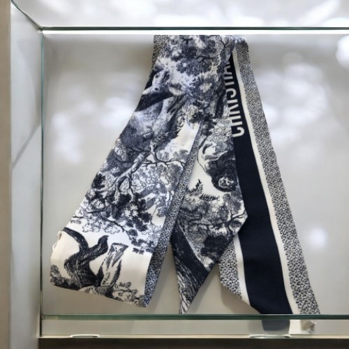 5色展開【DIOR】Toile de Jouy Sauvage ミッツァ スカーフ☆ (Dior