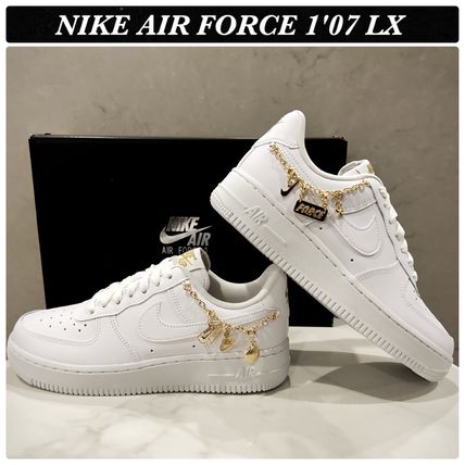 日本未入荷・海外限定アイテム Nike AIR FORCE 1(ナイキ エアフォース