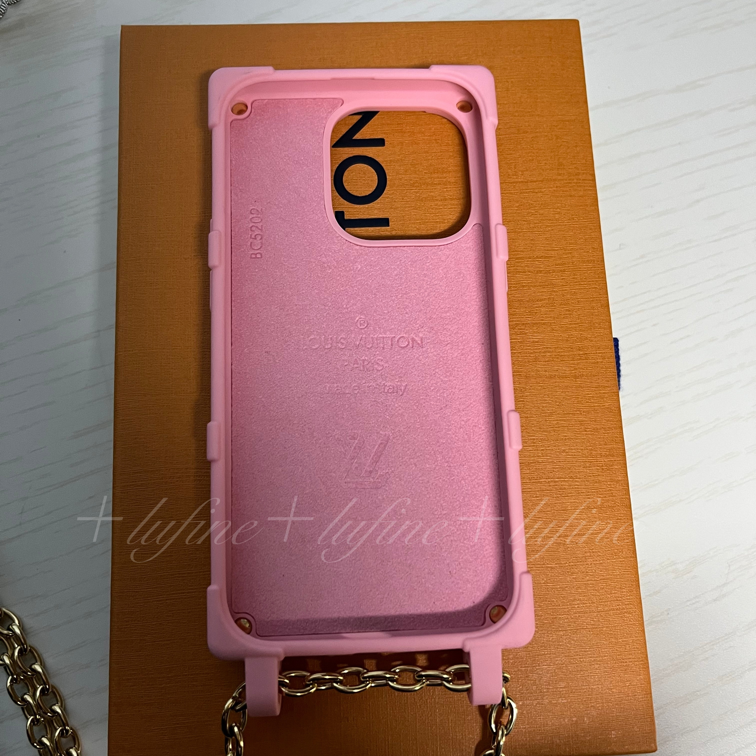 待望の新作登場♪】ルイヴィトン iPhone14 PROケース トランク (Louis