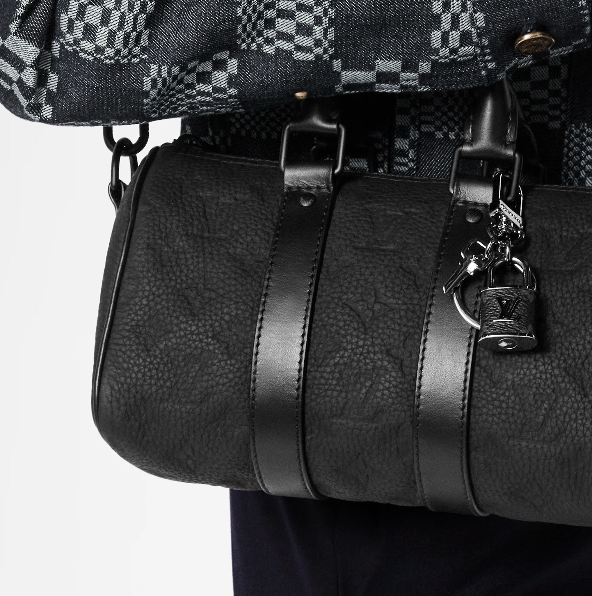 23SS新作☆Louis Vuitton☆ルイヴィトン ポルト クレ・LV ロック