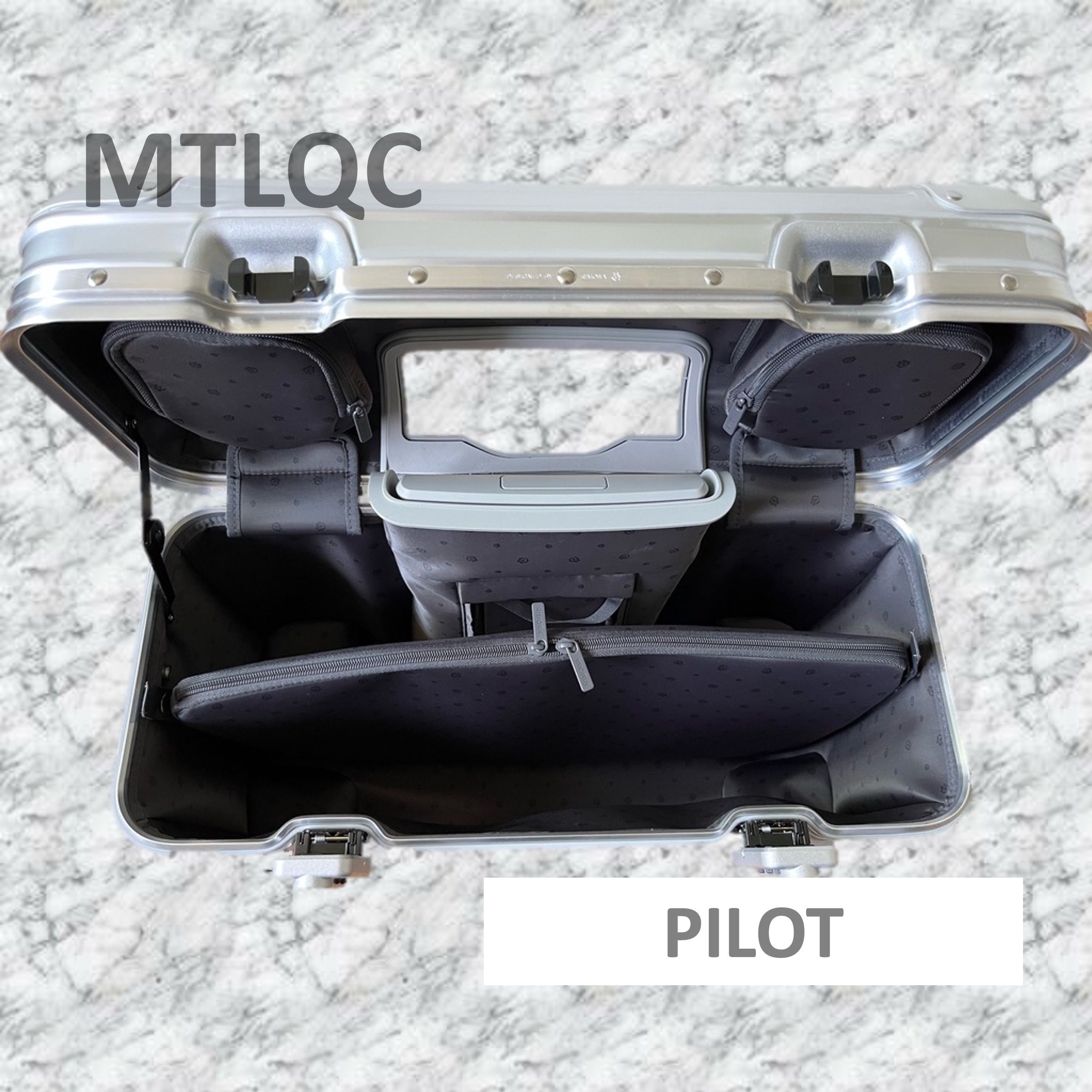 RIMOWA リモワ Original Pilot オリジナル パイロット 31L (RIMOWA