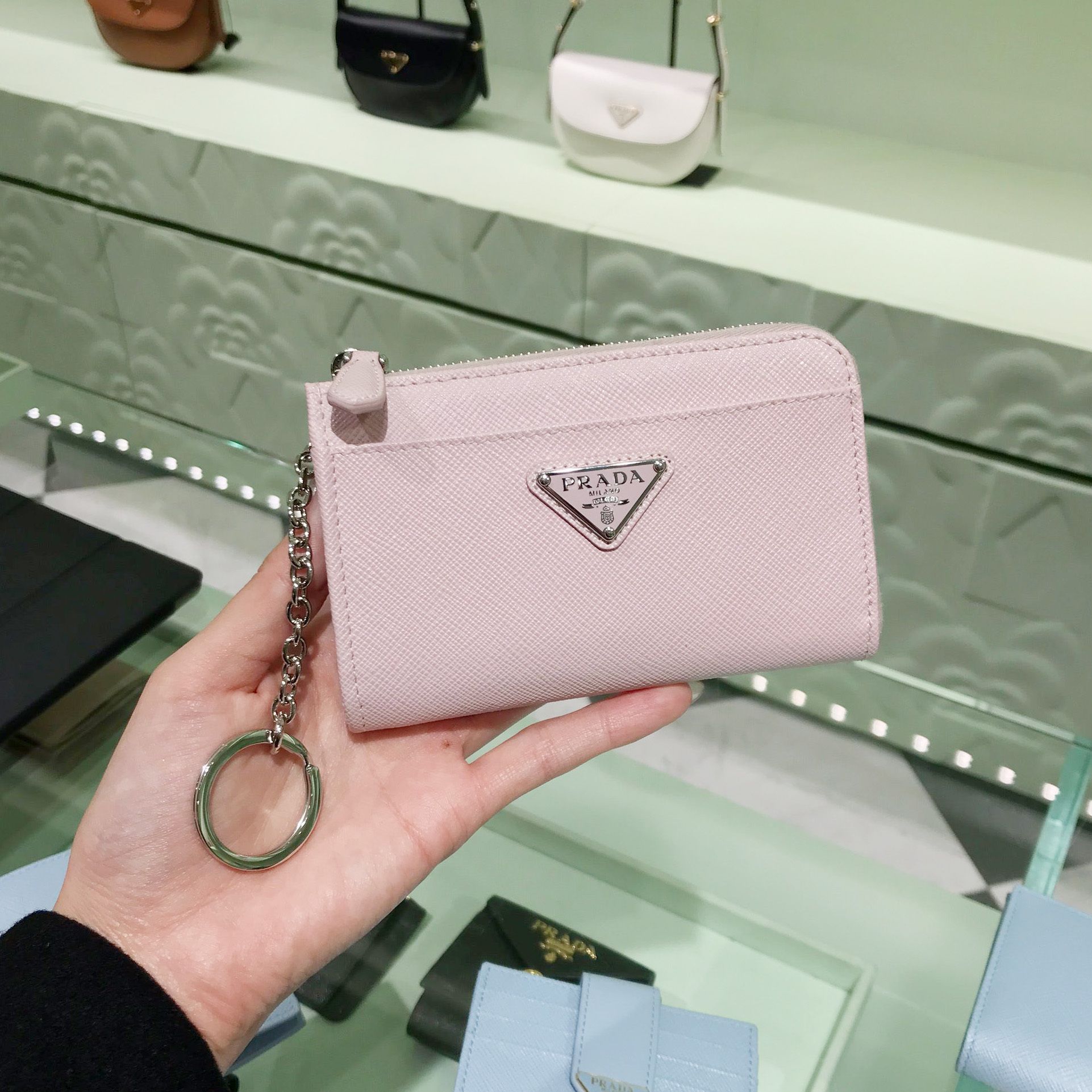 ☆PRADA☆ サフィアーノ キーケース♪フラグメントケース (PRADA/キー
