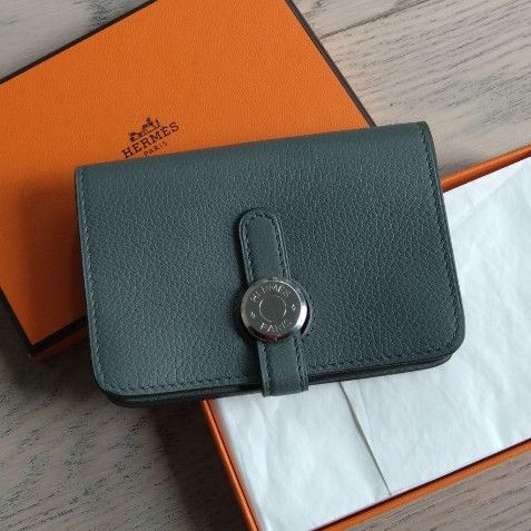 ◇他カラーも◎◇ HERMES (エルメス) 《ドゴン》 カードケース (HERMES