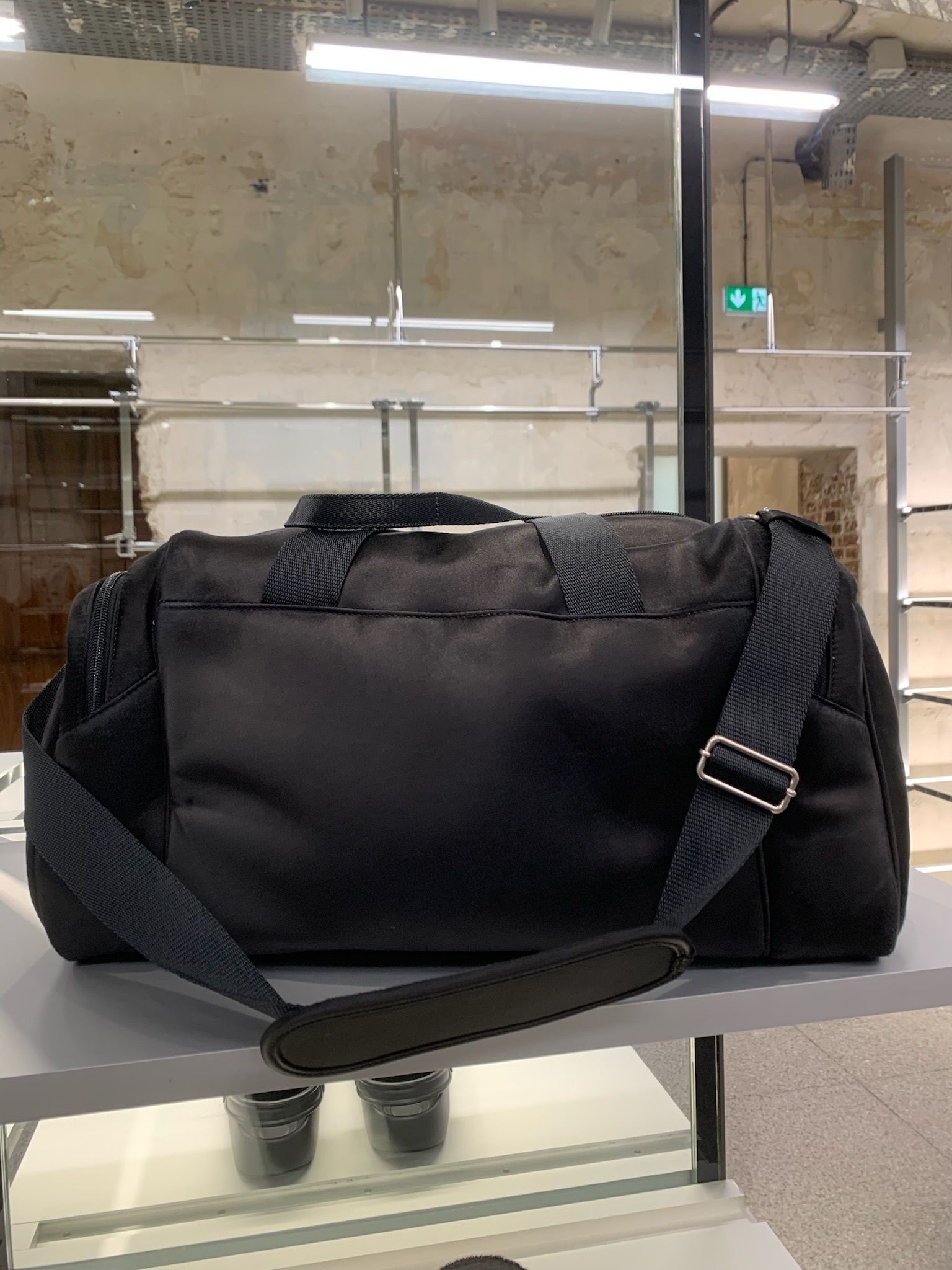 BALENCIAGA】HOTEL & RESORT ジムバッグ ロゴ ボストンバッグ