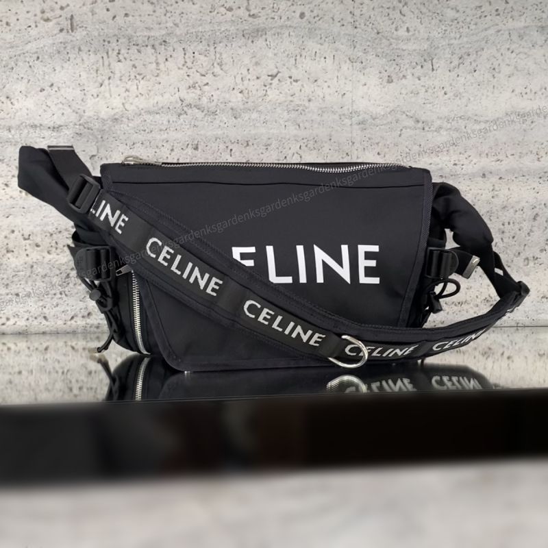 すぐ届く CELINE ミディアム トレッキング メッセンジャーバッグ