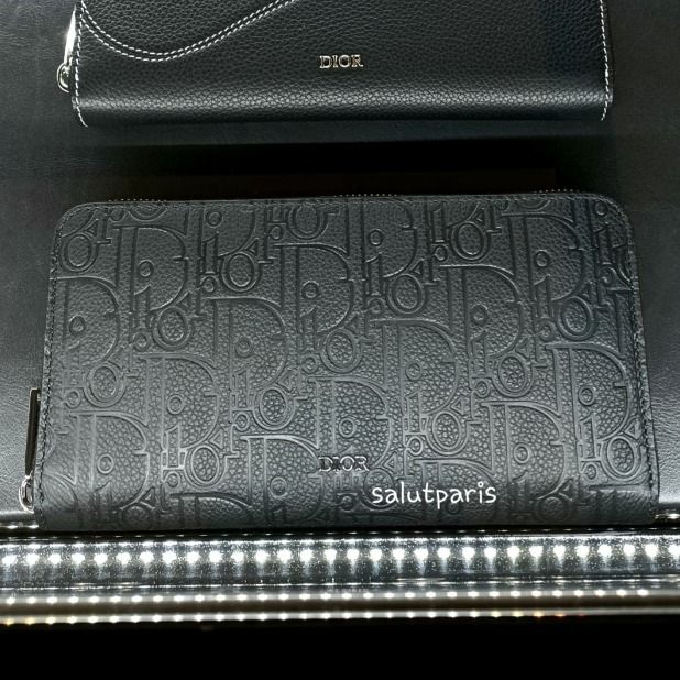 送料込*DIOR*ディオールグラビティレザーラウンドジップ長財布 (Dior