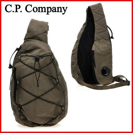 関税込み】☆C.P. Company☆ ナイロン B クロスボディバッグ (C.P.