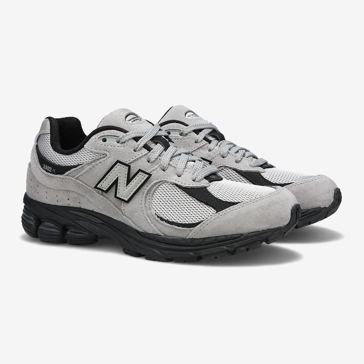 New Balance】 正規品☆ 2002R Grey Black ☆人気 (New Balance