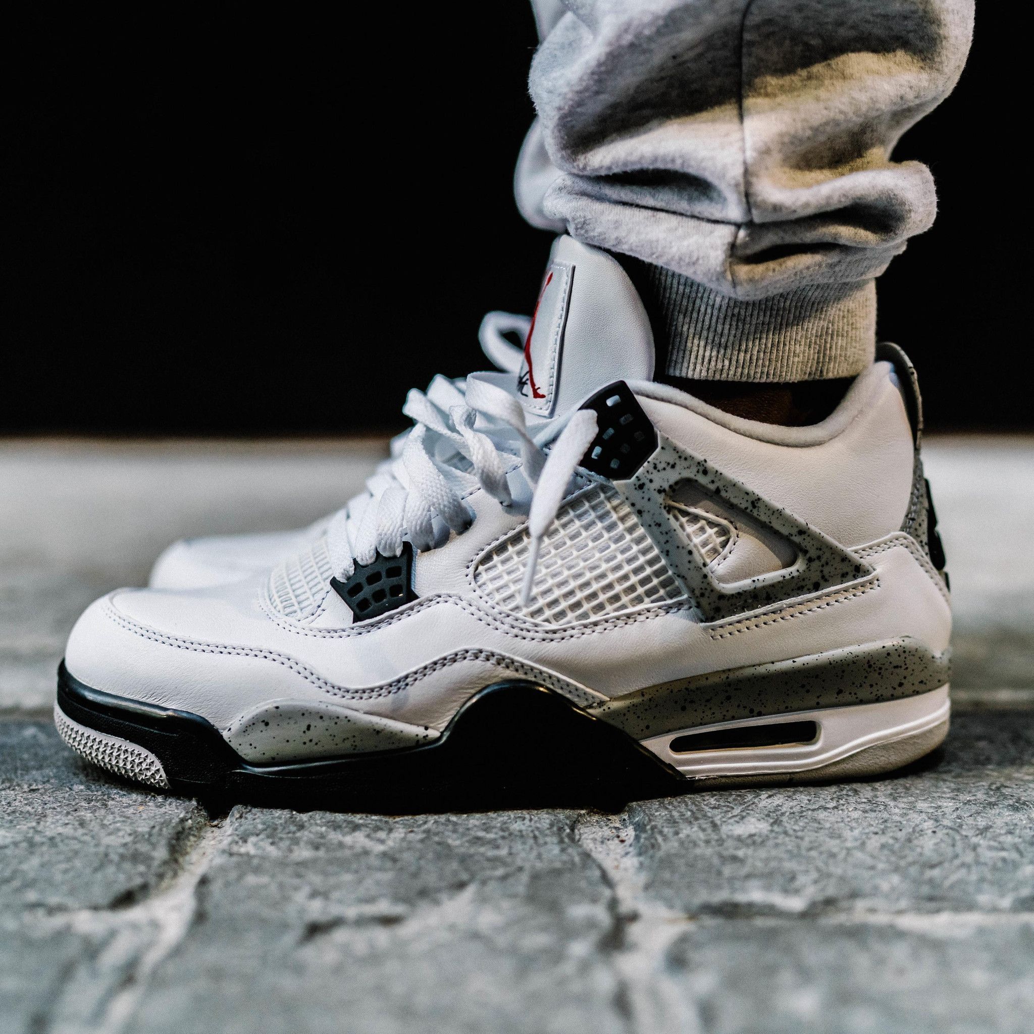 NIKE Air Jordan 4 White Cement ナイキ エアジョーダン4 2016 (Nike