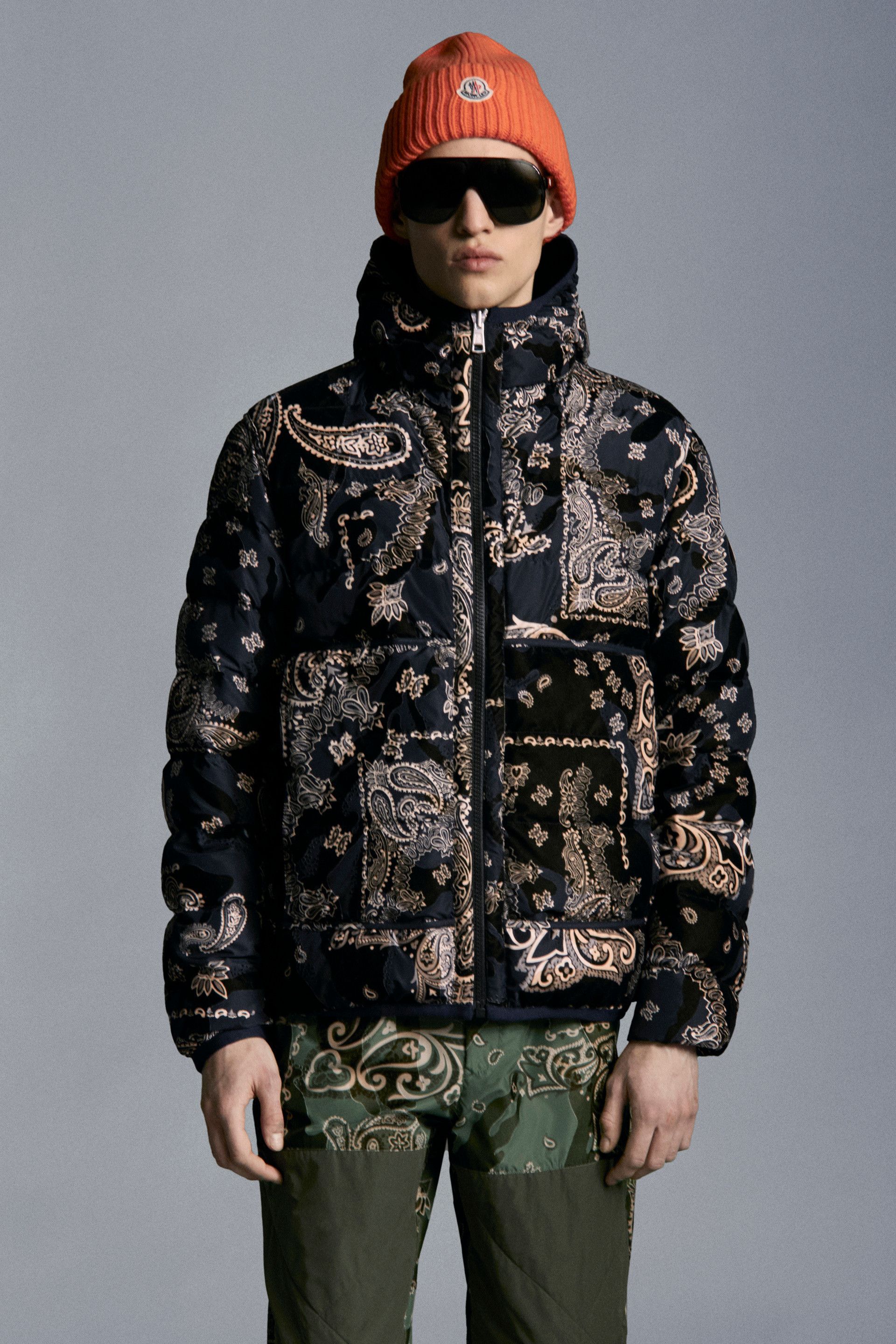 MONCLER2021/22秋冬新作 リバーシブルダウンジャケットFREVILLE
