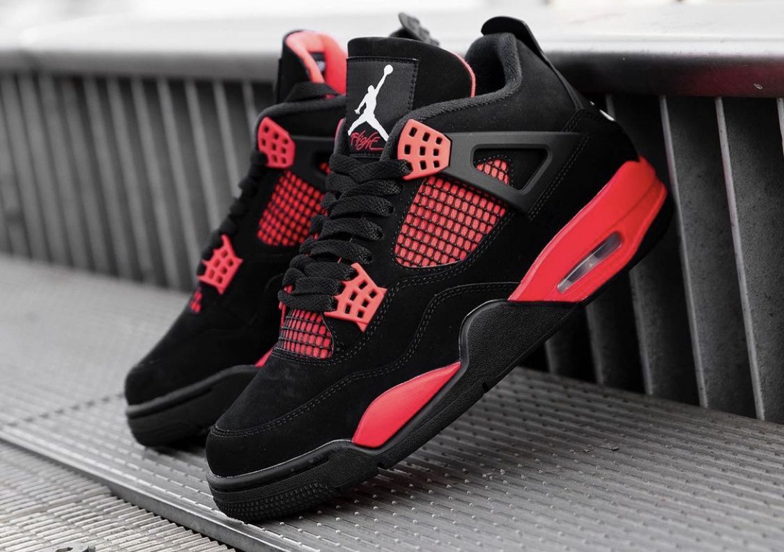 エアジョーダン4 レッド Nike Air Jordan 4 Red Thunder Crimson (Nike