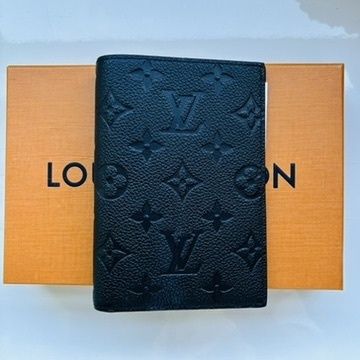 大人気【Louis Vuitton】クーヴェルテュール・パスポール NM♪ (Louis