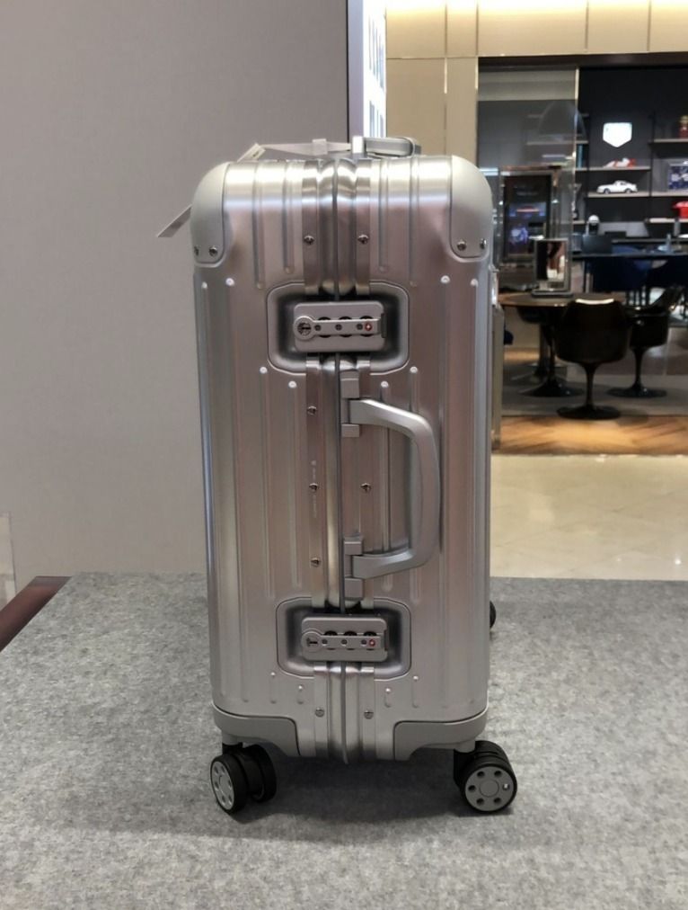 RIMOWA ORIGINAL Cabin Plus 49L 機内持ち込みサイズ (RIMOWA/スーツ