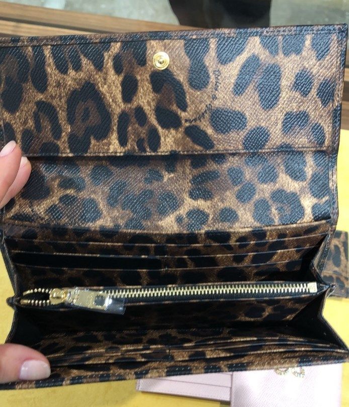 D&G直営アウトレット◇長財布◇ヒョウ柄 (Dolce & Gabbana/長財布