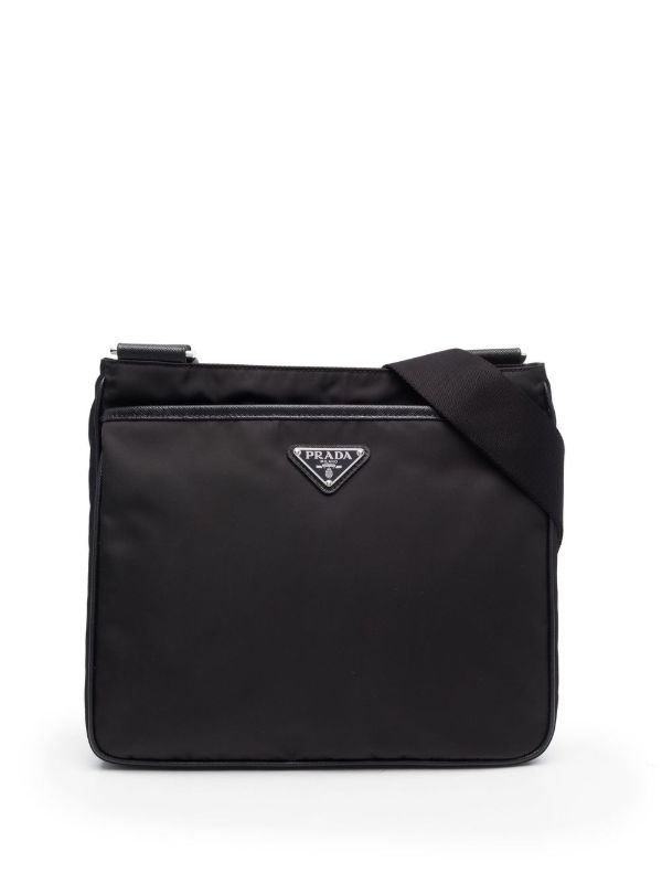 Prada Re-Nylon メッセンジャーバッグ | ブラック | FARFETCH JP