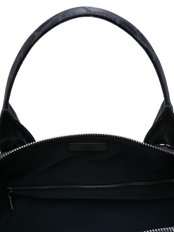 Valentino Garavani Vロゴ ボストンバッグ | ブラック | FARFETCH JP