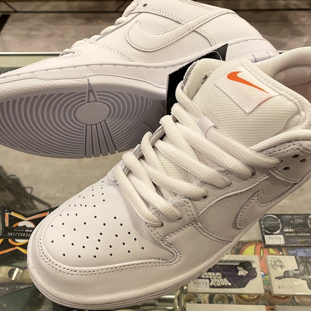 NIKE SB DUNK LOW PRO ISO TRIPLE WHITE | Jobless 【ジョブレス 】