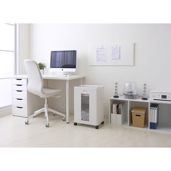 A4 クロスカットオフィスシュレッダー（30L/最大18枚細断） OF18J