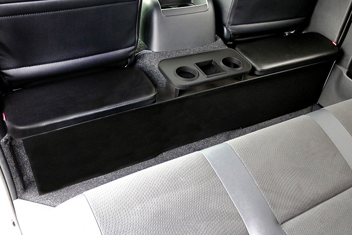 ハイエースをミニバンよりも便利で快適にカスタムしたい！ FLEX