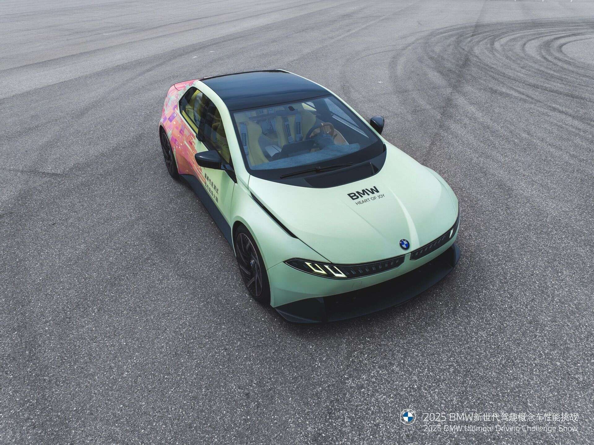 BMW VDX in Shanghai: 18,000 Nm Torque and a 55-Degree Ramp Stunt