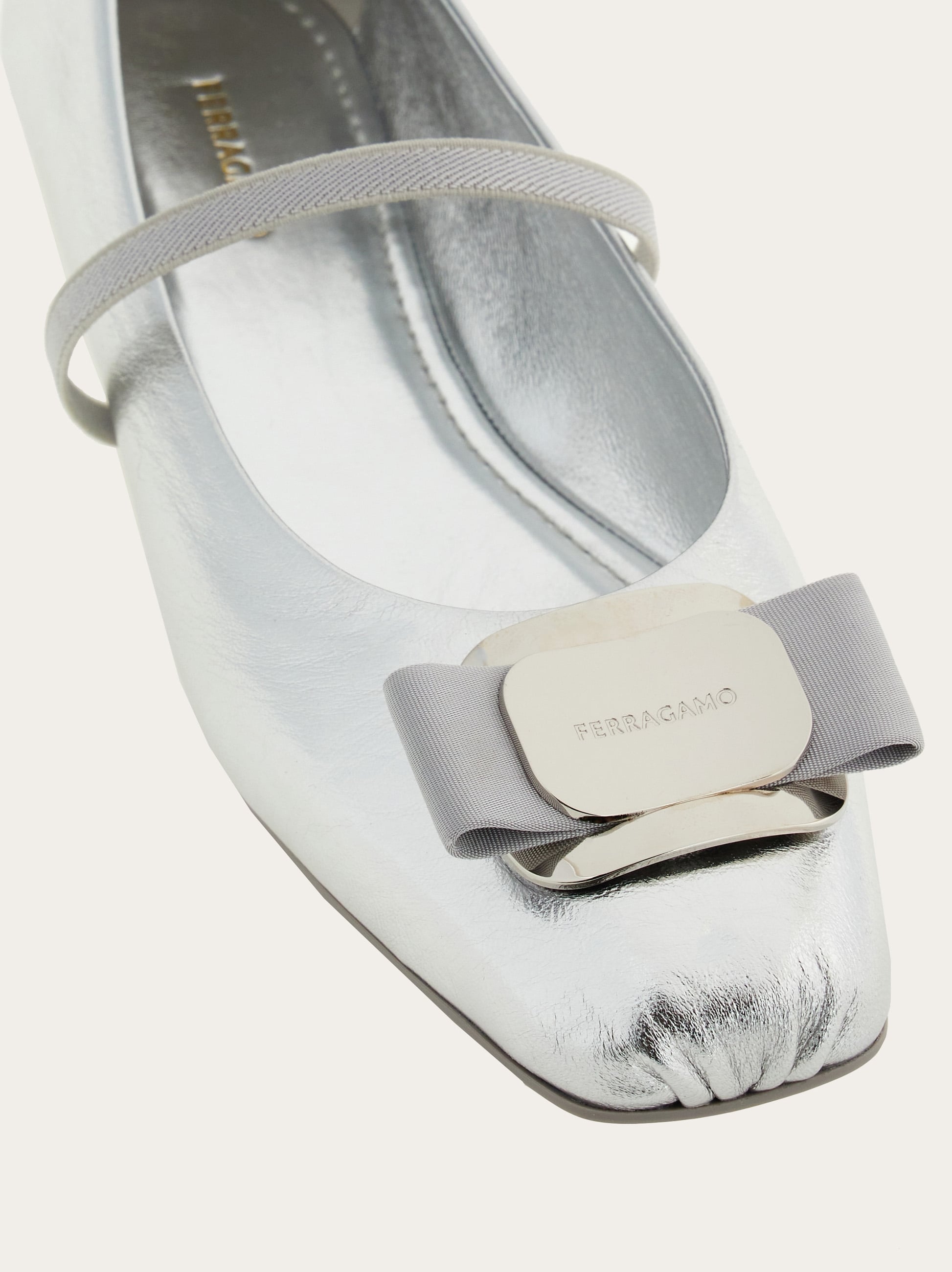 バレリーナシューズ - ウィメンズ | Ferragamo