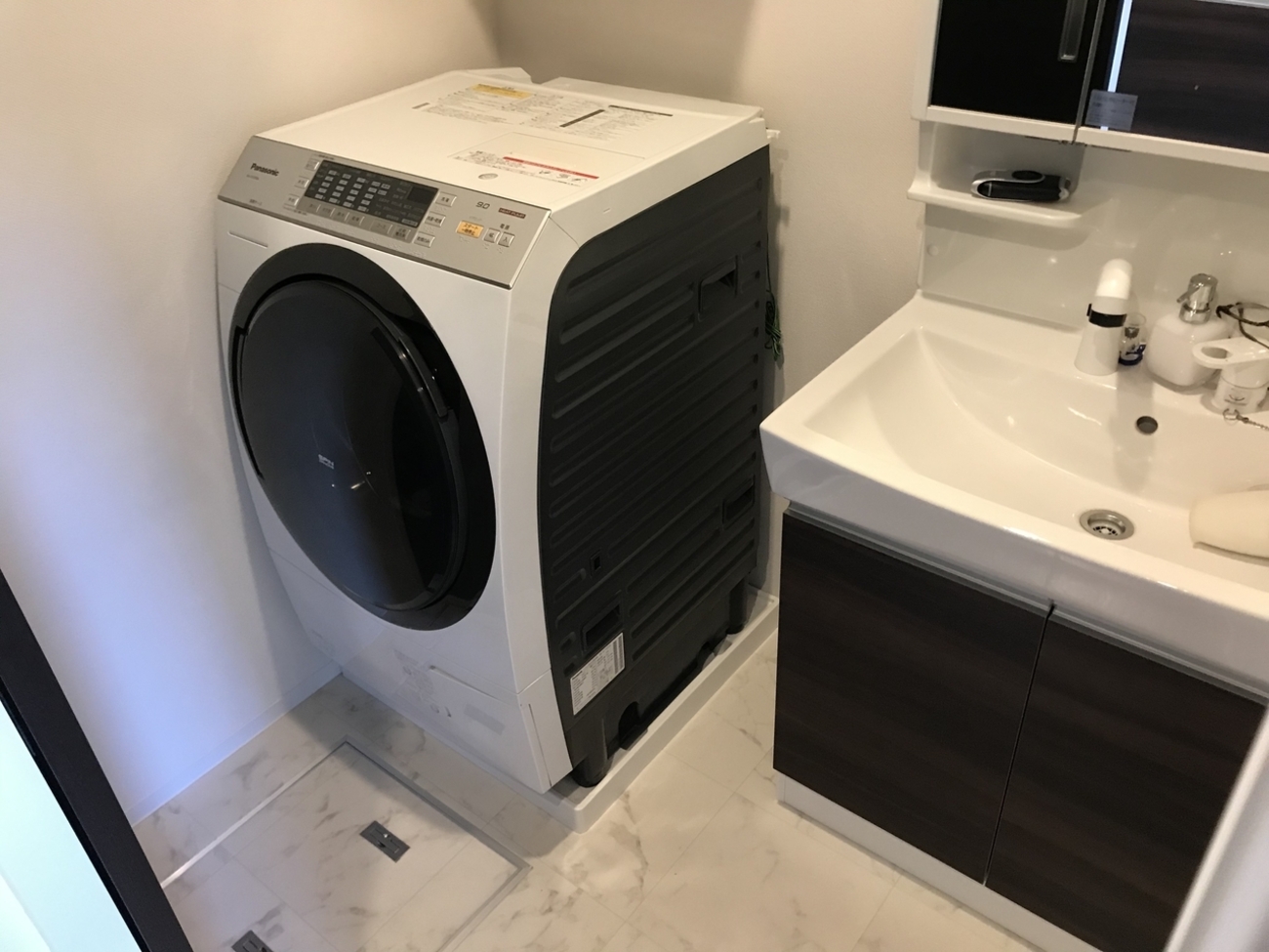 冷蔵庫と洗濯機をメルカリで買って新居に設置してもらった話 - Shujima