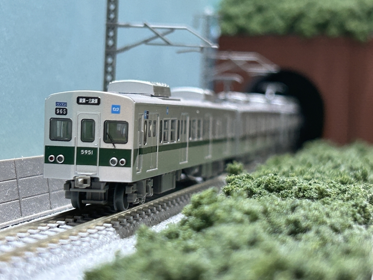 Nゲージ】鉄道コレクション、東京メトロ5000系千代田線を購入 - 北極星
