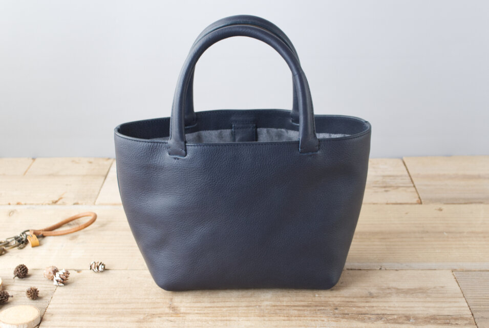 レザーミニトートバッグ lmtt2-S ［ネイビー］ | iichi 日々の暮らしを