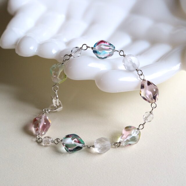 万華鏡のブレスレット | iichi 日々の暮らしを心地よくする