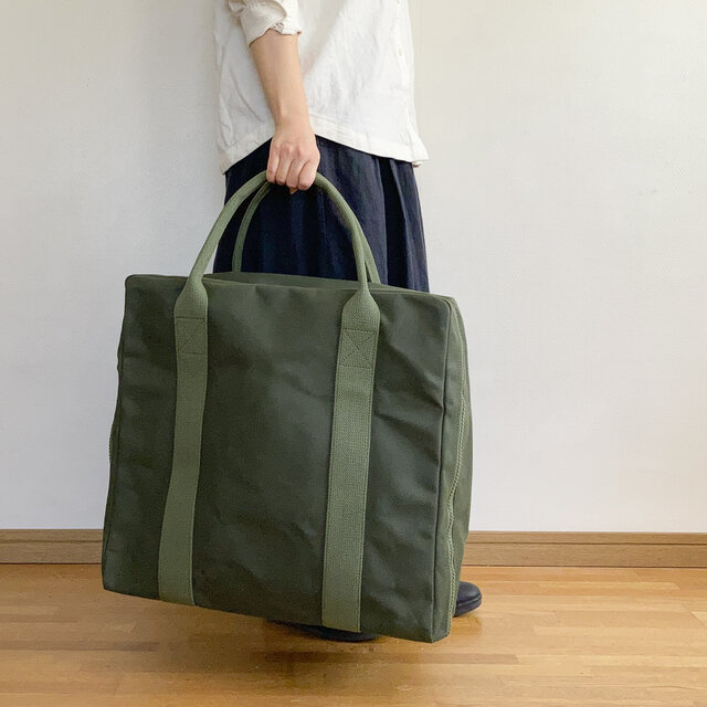 オープンスクエアトート オリーブドラブ / 6号帆布 | iichi 日々の