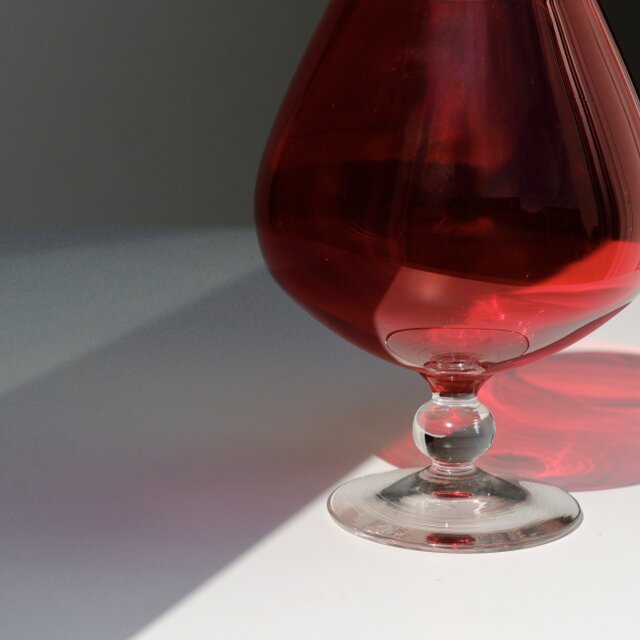 ベルギー製/ヴィンテージ / ゴブレット型フラワーベース / ルビー