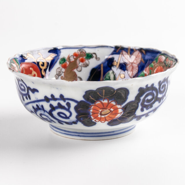 古伊万里 染錦草花文 鉢 F068B | iichi 日々の暮らしを心地よくする