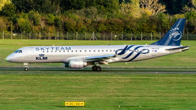 PH-EZX - Embraer E190STD - KLM - Flightradar24