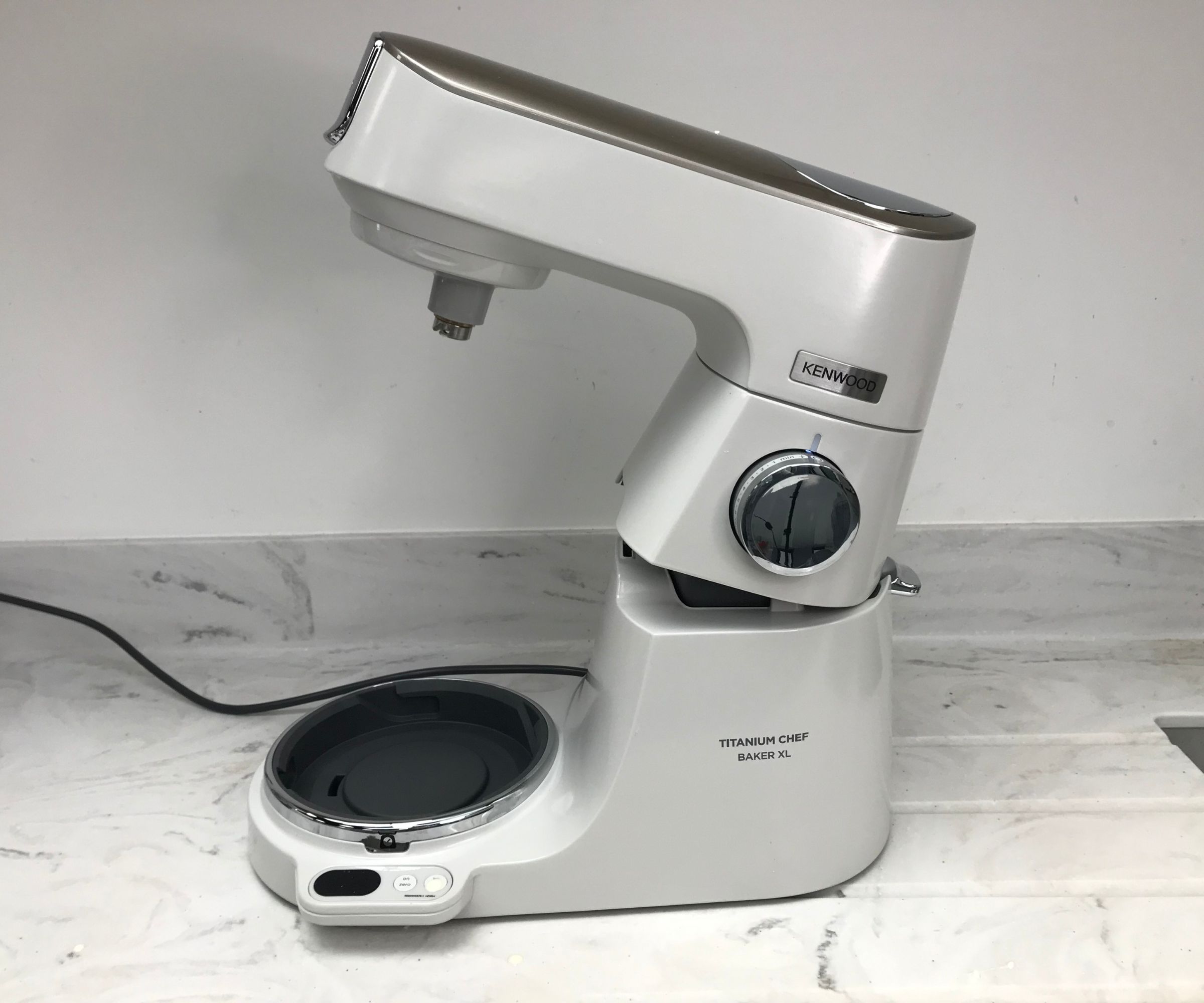 Kenwood Chef XL Titanium Stand Mixer Review: every baker's best