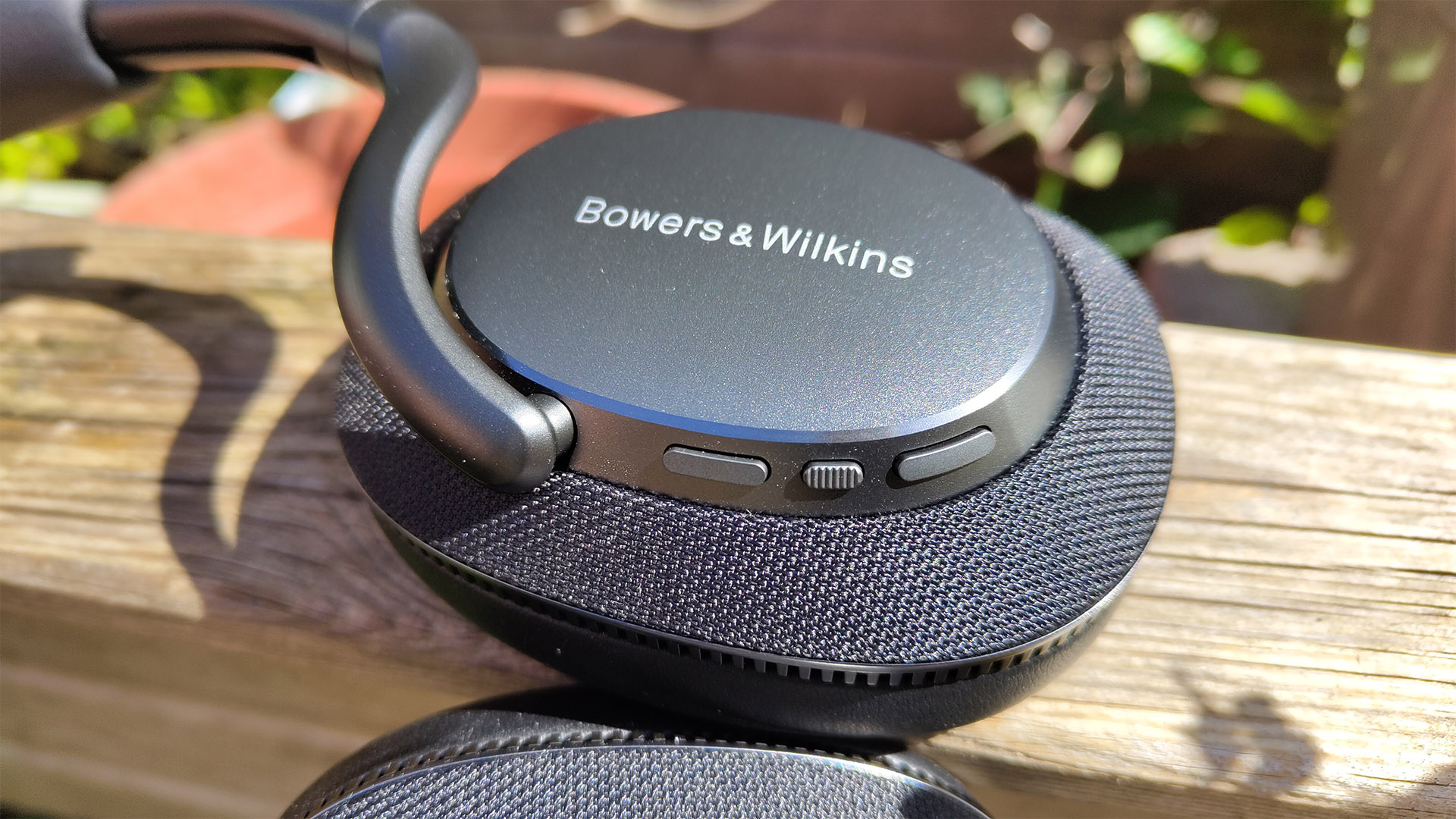 Bowers & Wilkins Px7 S3 review: beautiful headphones that make a