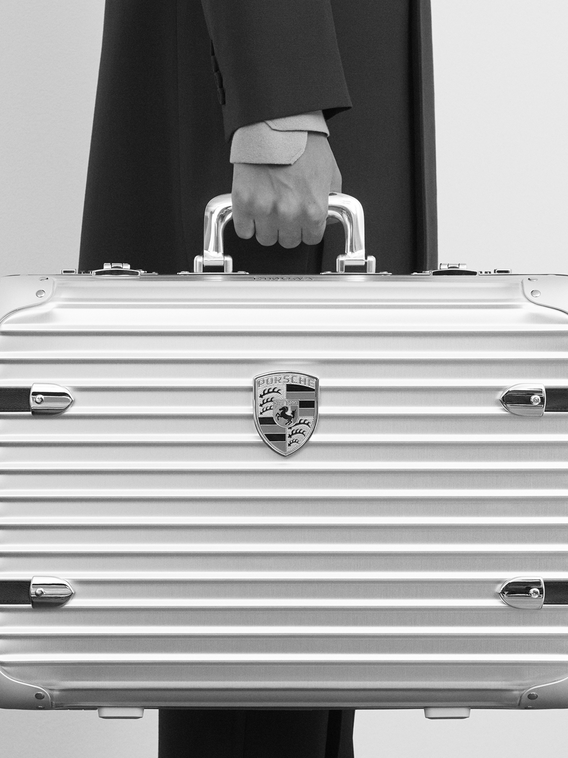 RIMOWAとポルシェがコラボレーション