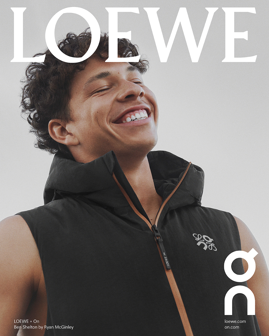 LOEWE × Onの最新コレクションが5月23日にリリース