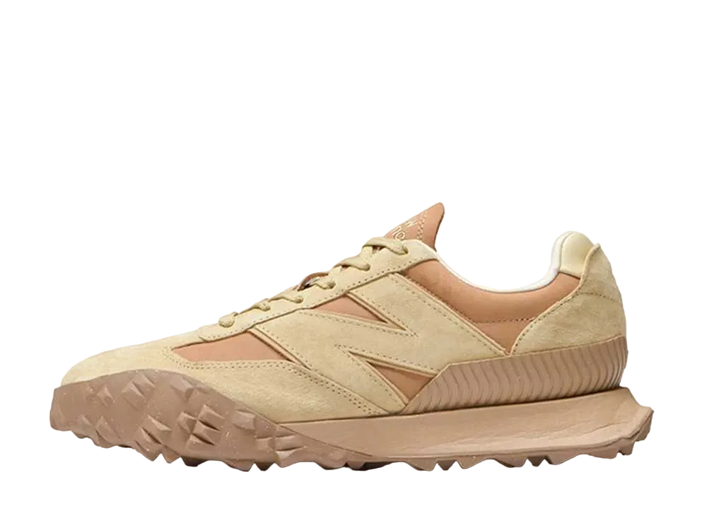 AURALEE × New Balance XC-72 