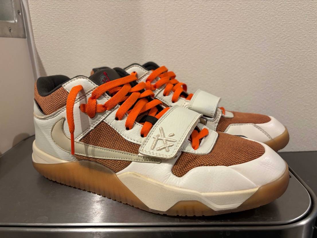 トラヴィススコット × ナイキ PS ジョーダン ジャンプマンジャック TR