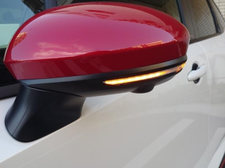 日産(純正) シーケンシャルドアミラーウインカー のパーツレビュー