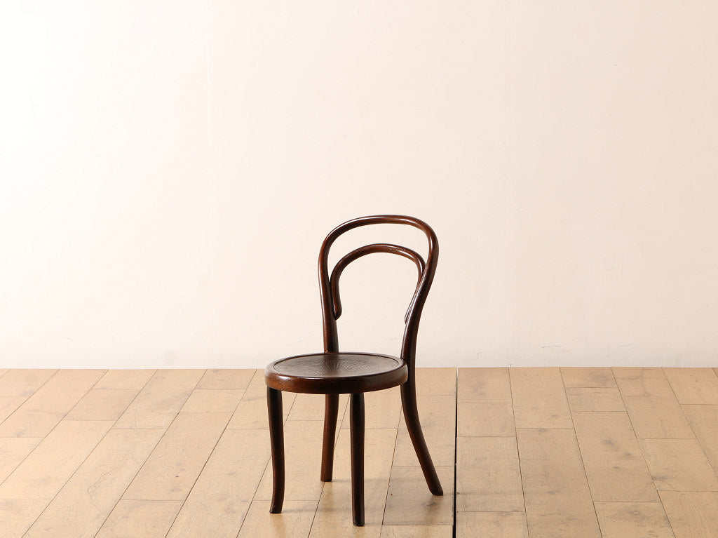 小さなベントウッドチェア | ロイズ・アンティークス | ヨーロッパの