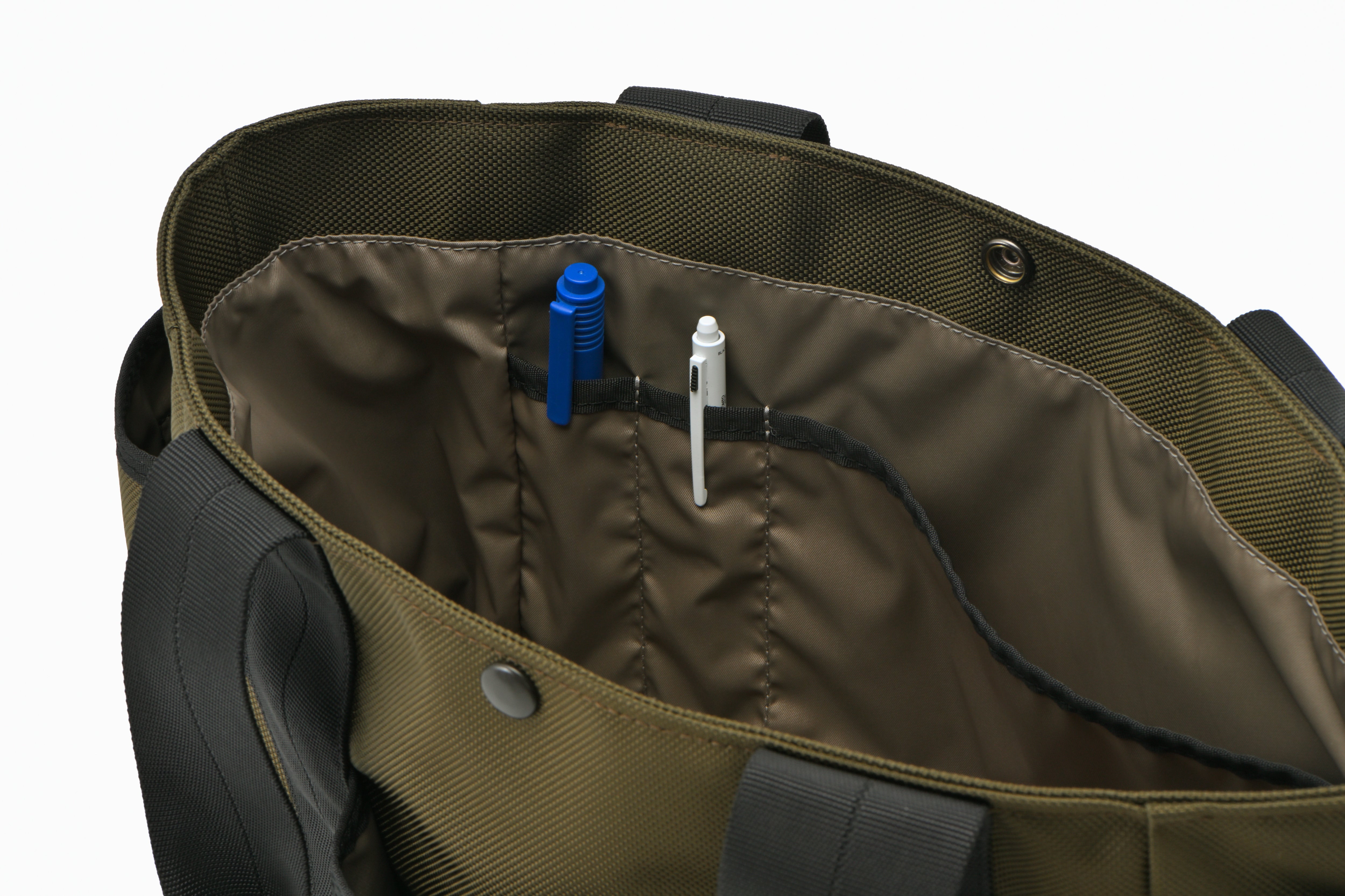 ポケットが沢山のガーデントート×セトウチレザー【grabe［グレーブ