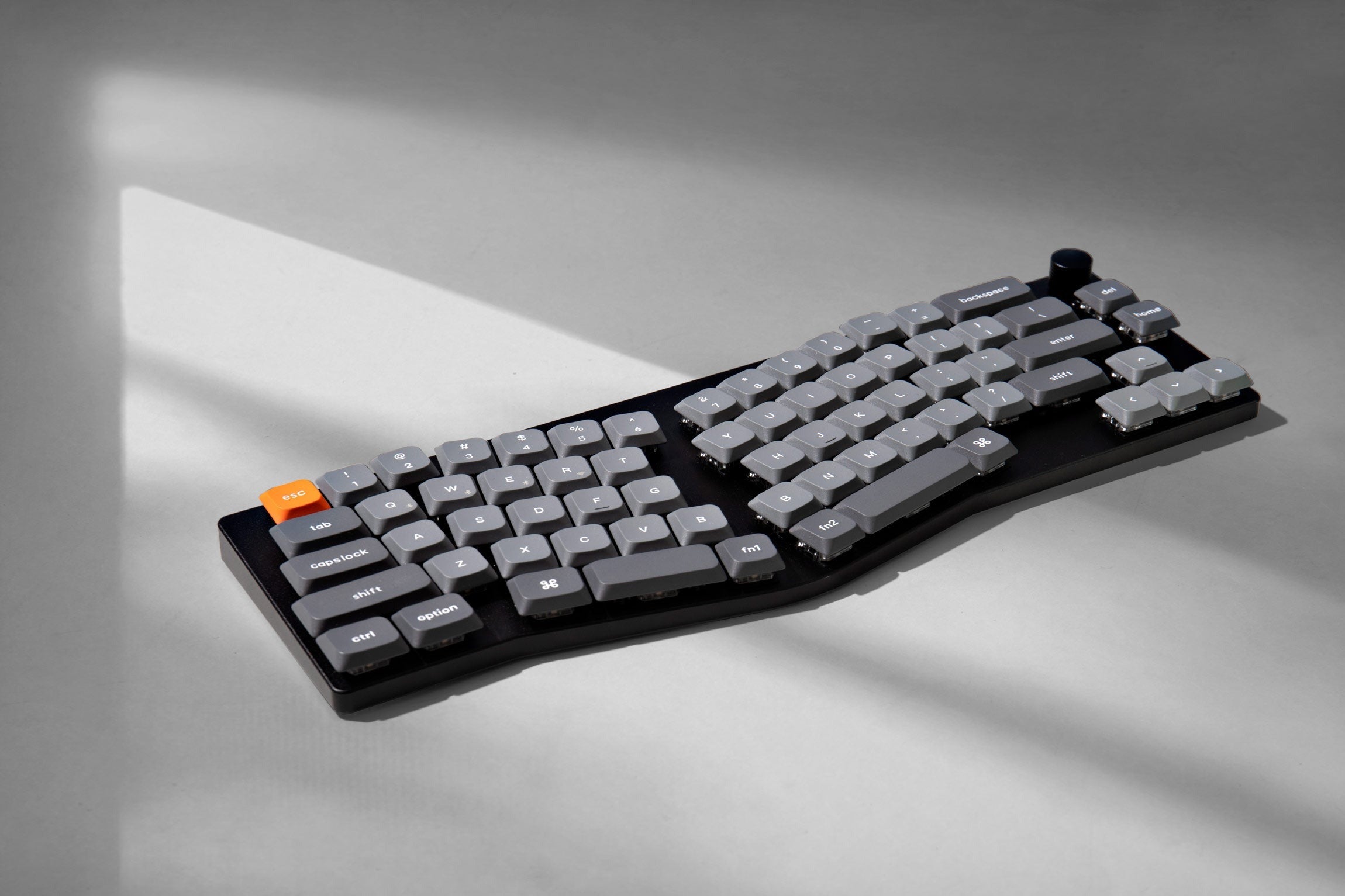 Keychron K11 Max QMK/VIA ワイヤレス カスタム・メカニカルキーボード