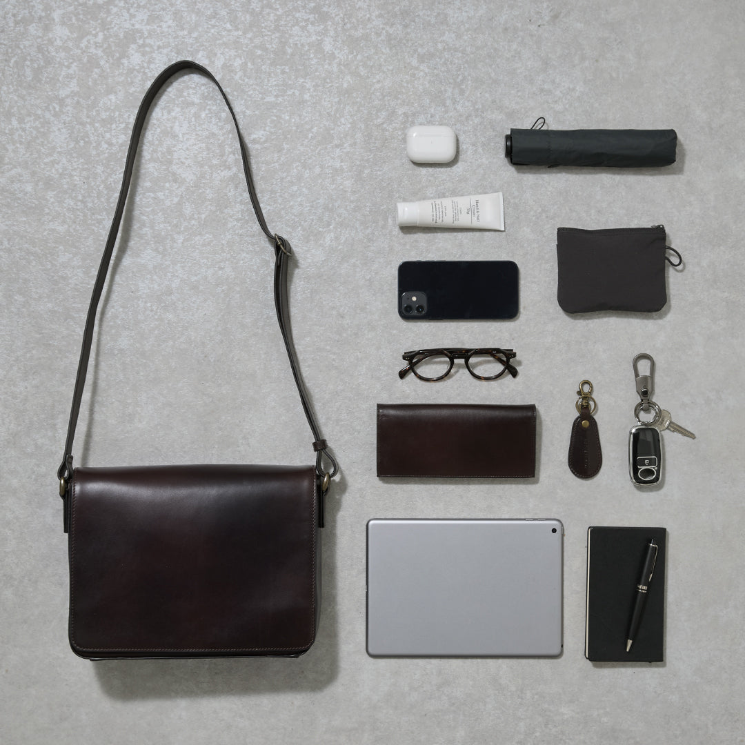 Antique B5 Shoulder／アンティーク B5 ショルダー – マザーハウス