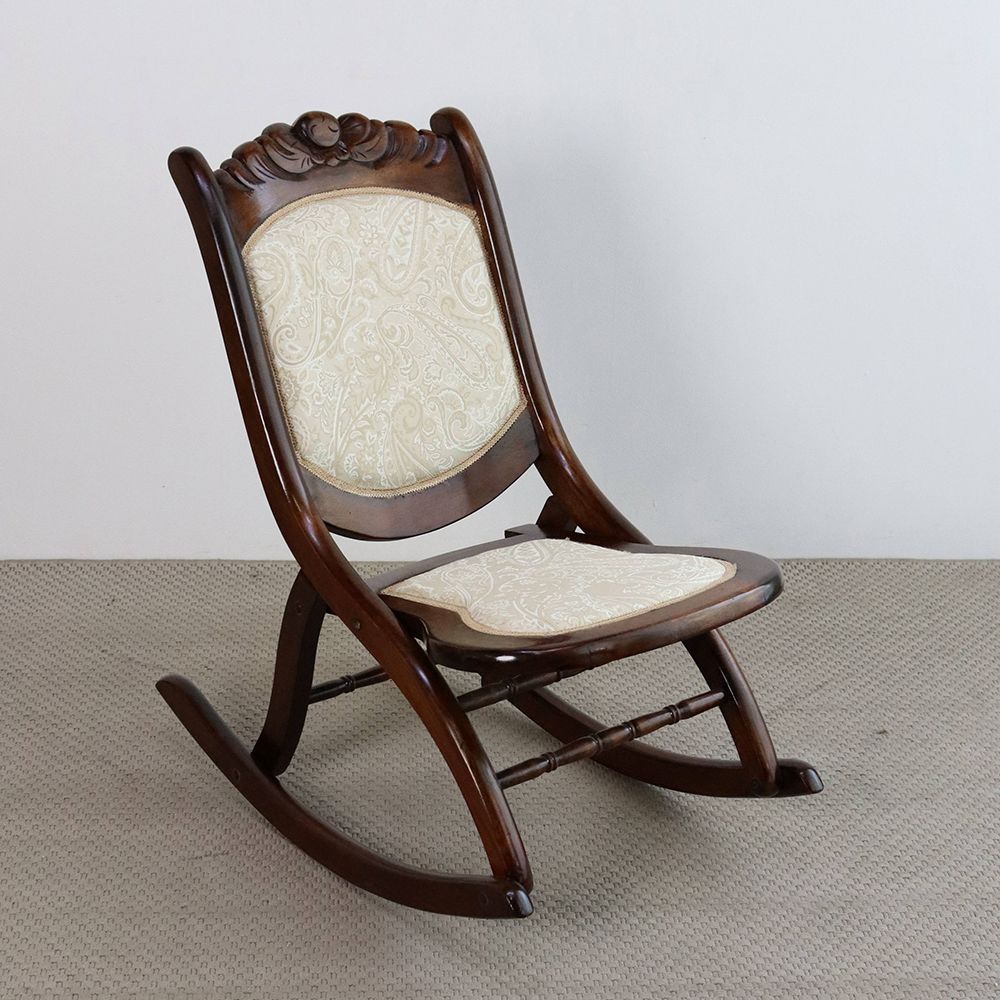 カジュアルに楽しんで♪ 折りたたみロッキングチェア VC107-266