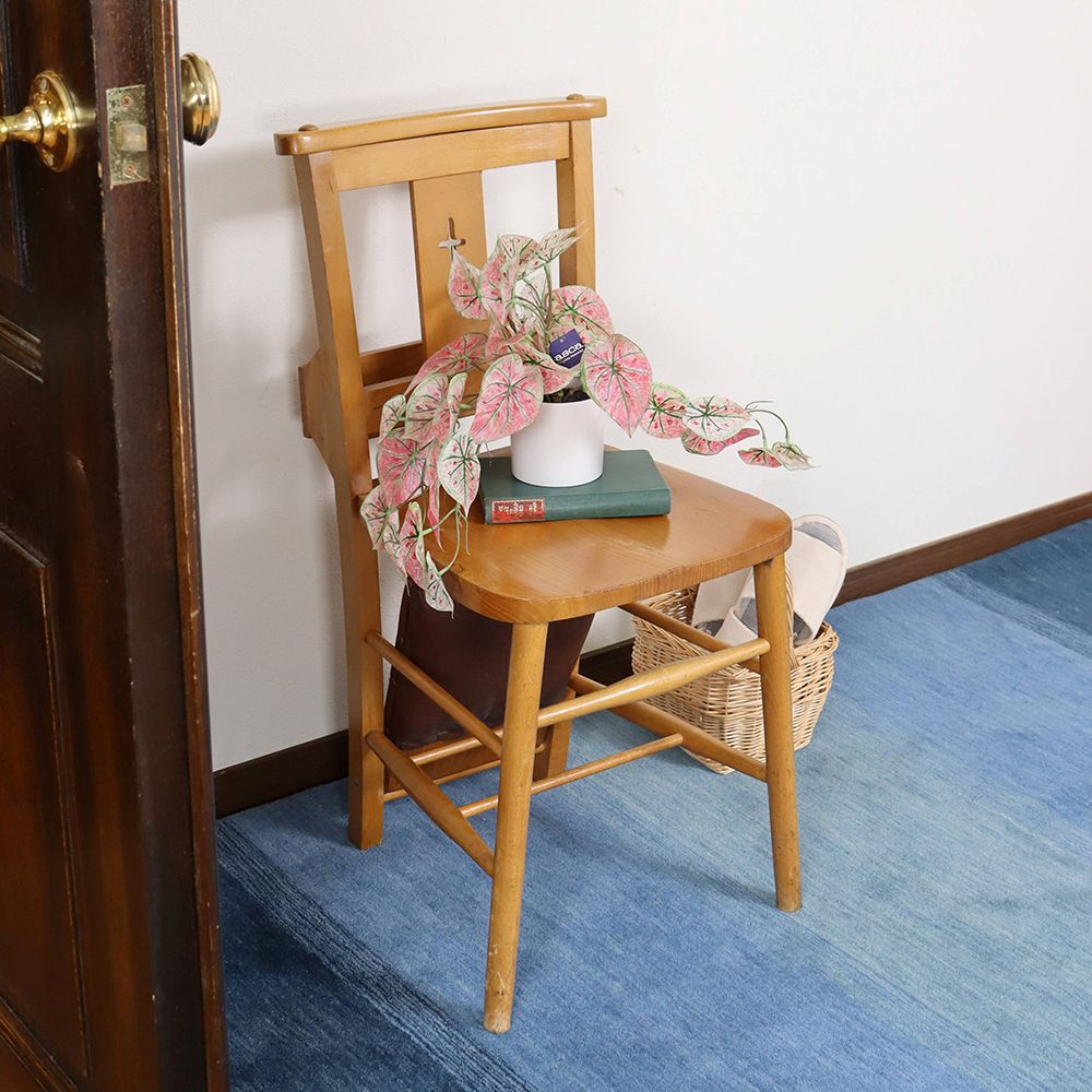 凛とした十字架が印象的♪ チャーチチェア VC110-098 – アンティーク